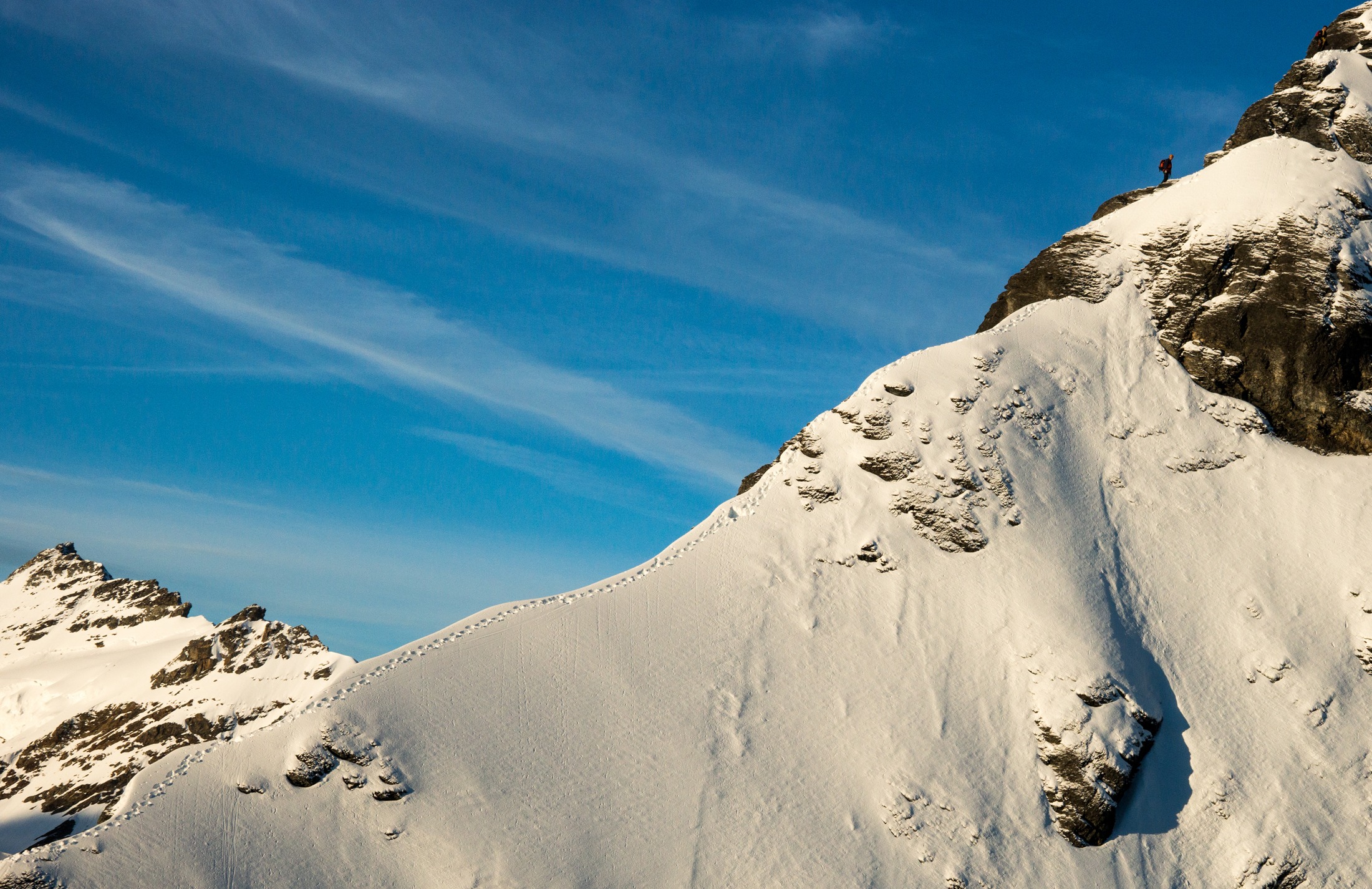 Neuschnee am Mittellegigrat 